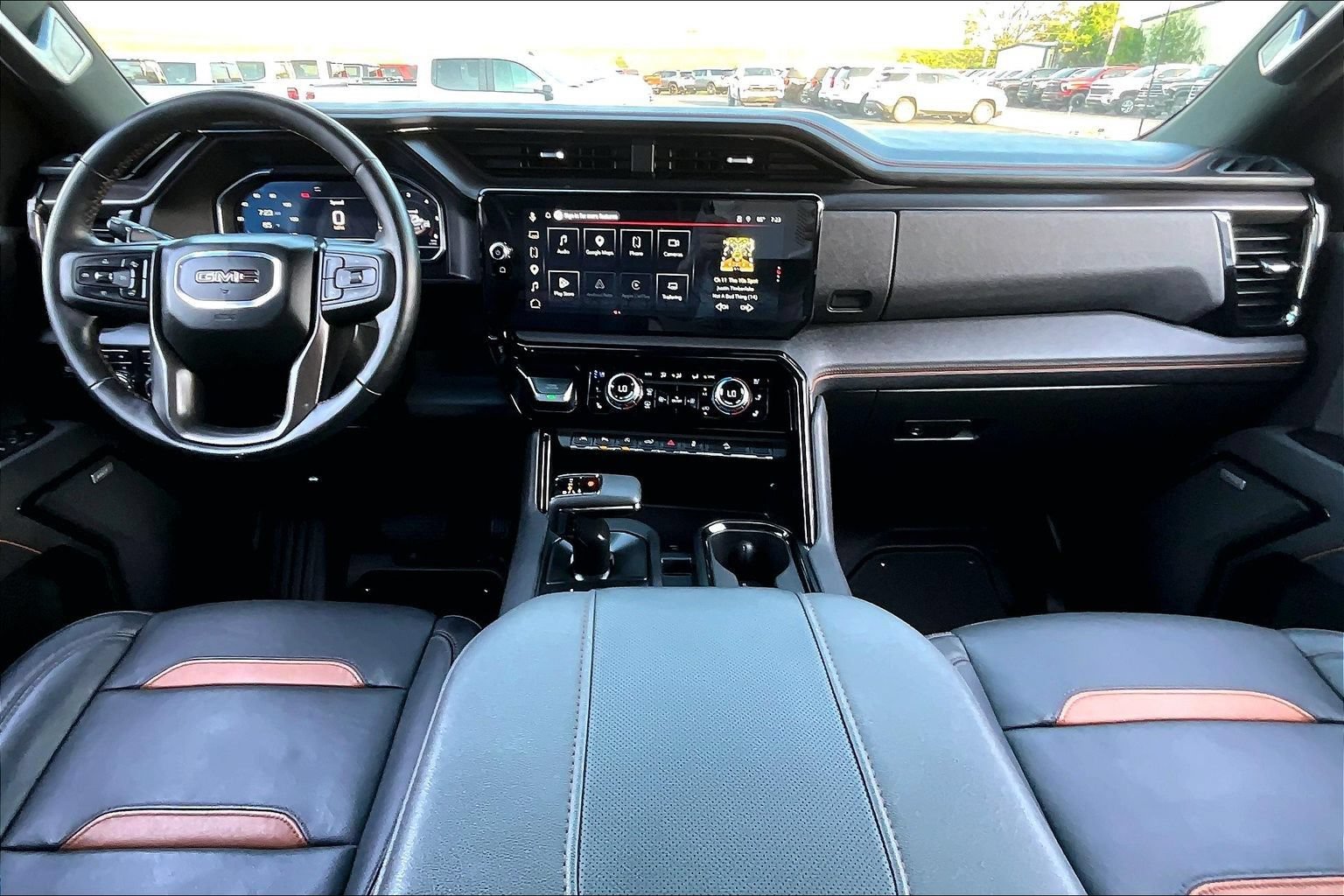 Used 2025 GMC Sierra 1500 AT4 w/ AT4 Premium Package AWD/4WD image 15