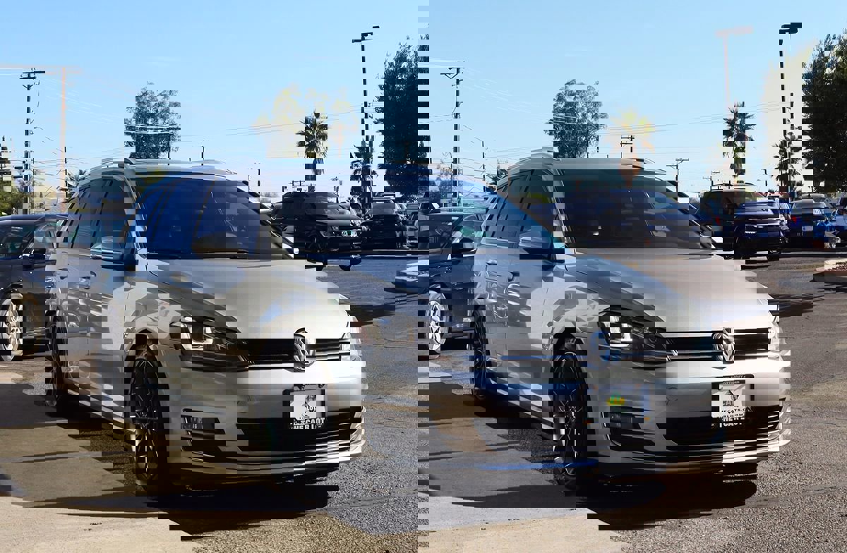 Used 2015 Volkswagen Golf SEL w/ Lighting Package (SEL) image 14