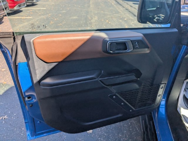 Used 2024 Ford Bronco Outer Banks AWD/4WD image 13
