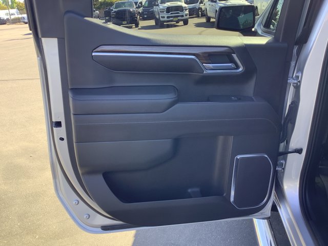 Used 2022 Chevrolet Silverado 1500 LT w/ Protection Package AWD/4WD image 24