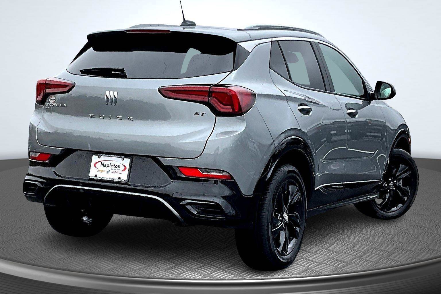 Used 2024 Buick Encore GX Sport Touring AWD/4WD image 2