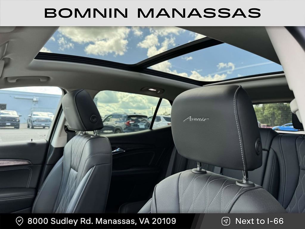 Used 2022 Buick Envision Avenir w/ Technology Package II AWD/4WD image 16