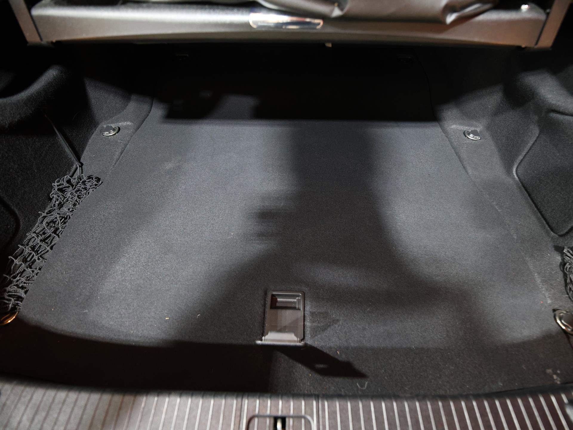 Used 2014 Mercedes-Benz E 350 w/ Premium 1 Package image 24