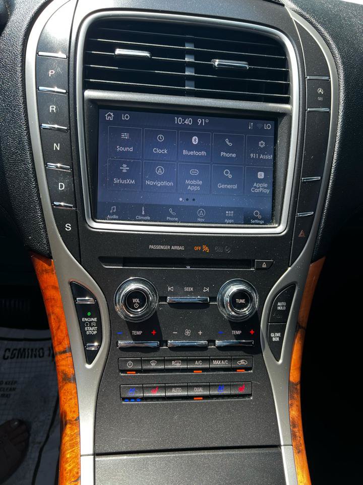 Used 2020 Lincoln Nautilus Reserve AWD/4WD image 14