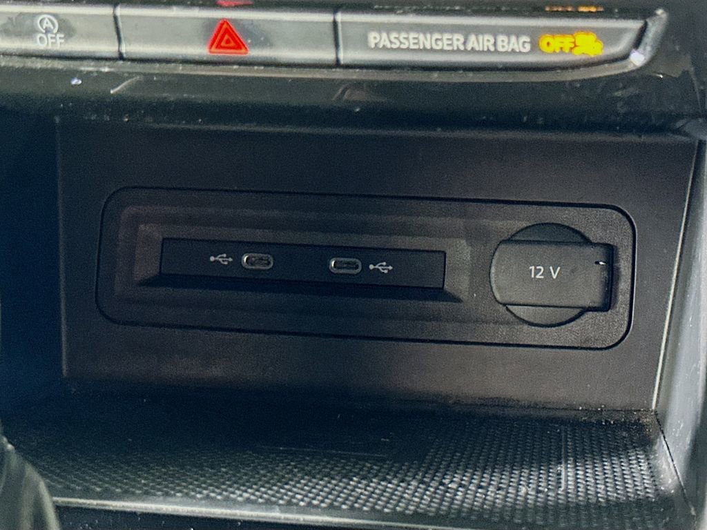 Used 2021 Volkswagen Atlas SEL Premium image 30