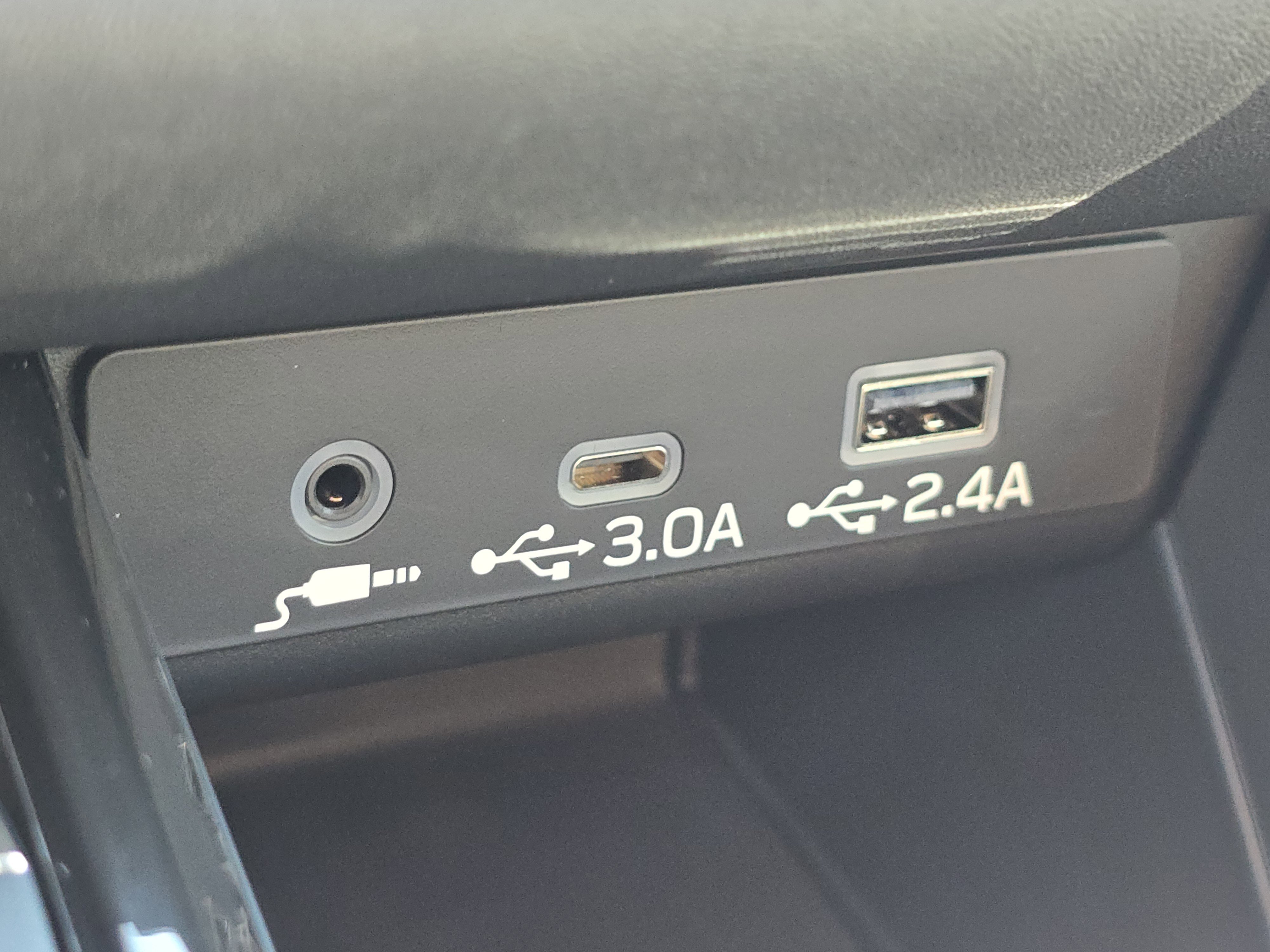 New 2025 Subaru Outback Touring XT image 24