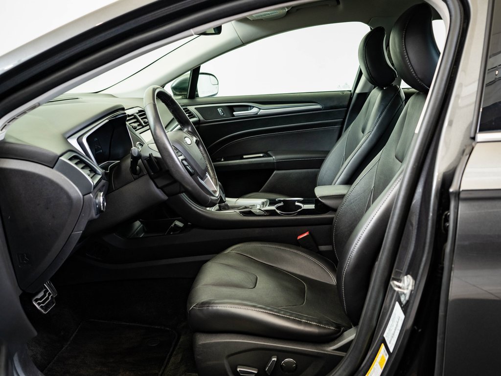 Used 2015 Ford Fusion Titanium image 20