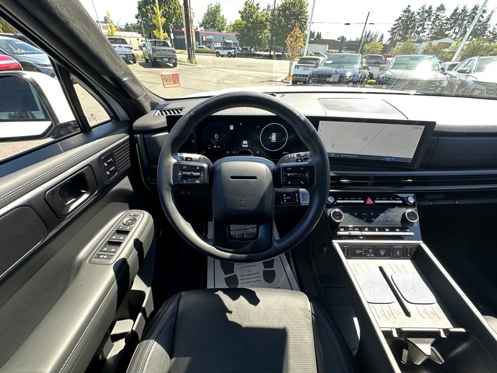 Used 2025 Hyundai Santa Fe Calligraphy image 14