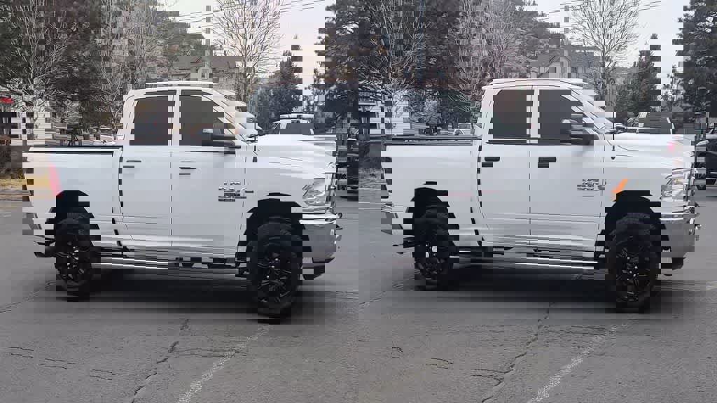 Used 2017 RAM 2500 Tradesman w/ Chrome Appearance Group image 2