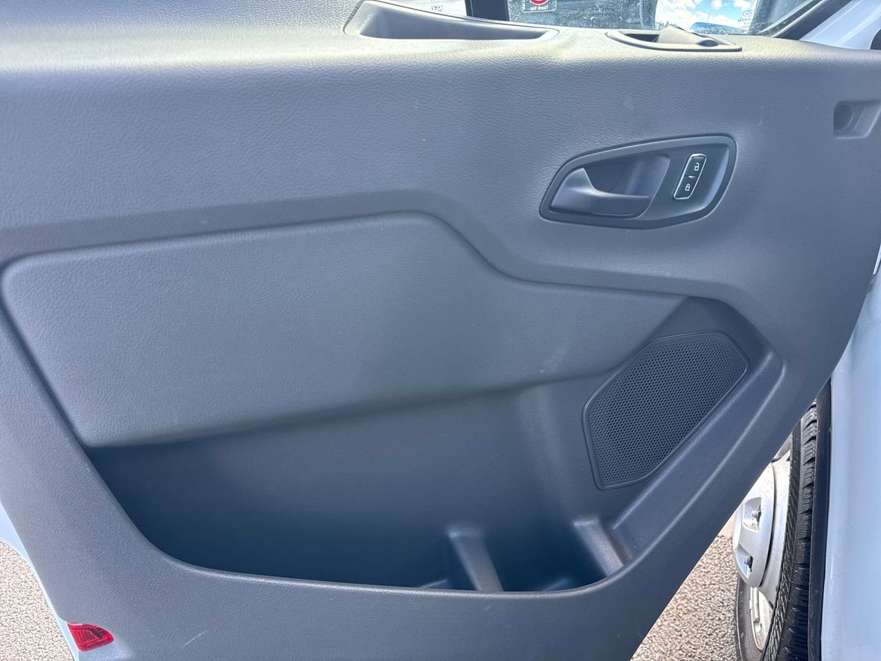 Used 2024 Ford Transit 250 Low Roof AWD w/ Exterior Upgrade Package image 14