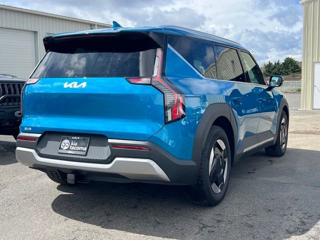 Certified 2025 Kia EV9 Wind AWD/4WD image 9