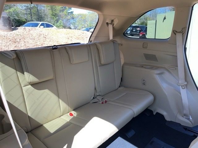 Used 2017 Toyota Highlander Limited Platinum image 29