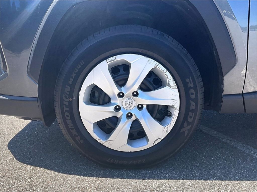 Used 2020 Toyota RAV4 LE w/ All Weather Liner Package AWD/4WD image 7