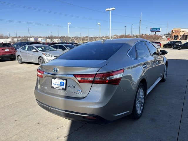 Used 2015 Toyota Avalon Limited image 5