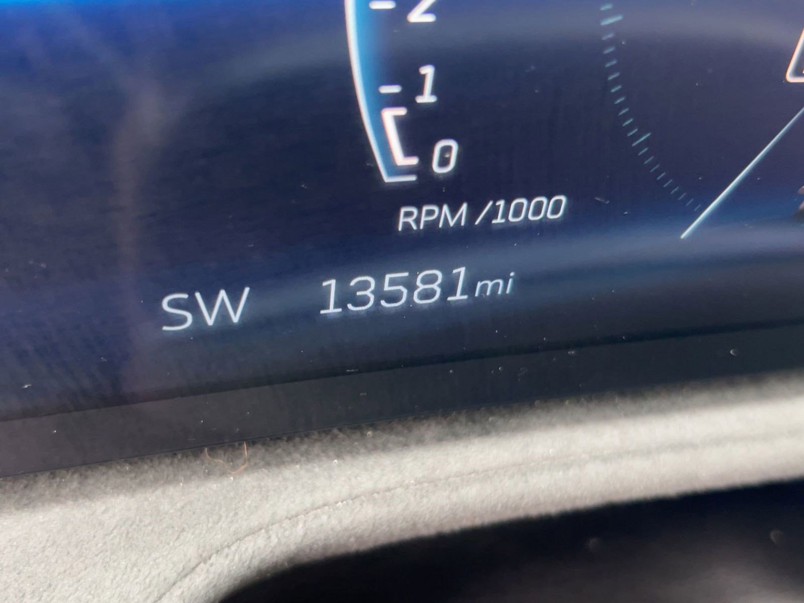 Used 2024 Cadillac XT4 Sport w/ Cold Weather Package image 18