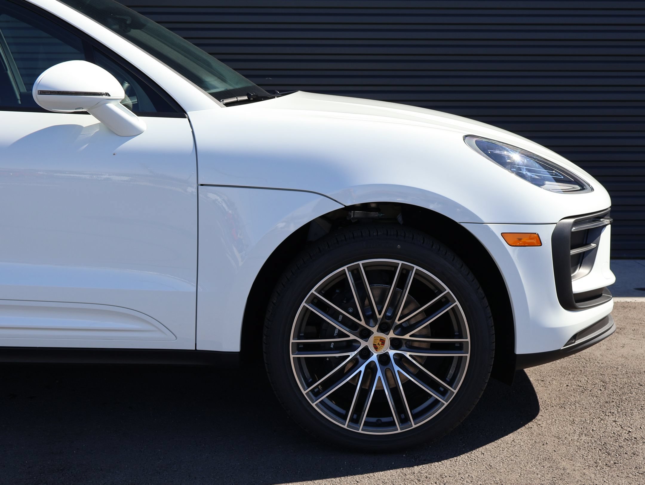 New 2026 Porsche Macan AWD/4WD image 11