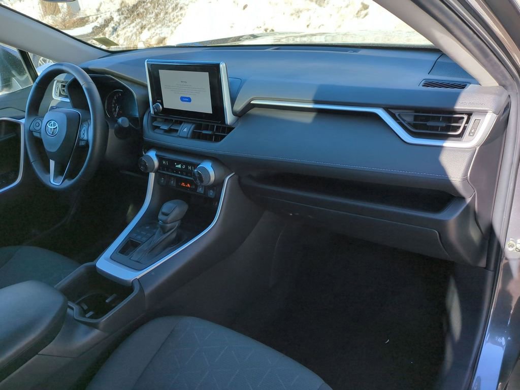 Used 2023 Toyota RAV4 XLE w/ Convenience Package image 25
