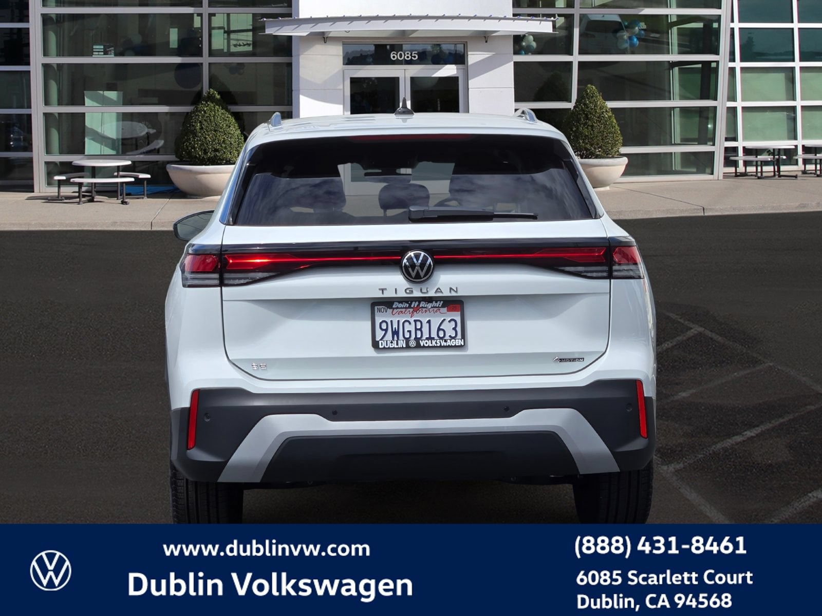 Certified 2026 Volkswagen Tiguan SE AWD/4WD image 5