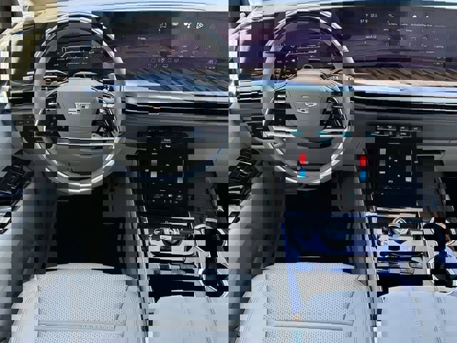 New 2026 Cadillac Escalade Platinum Luxury image 10