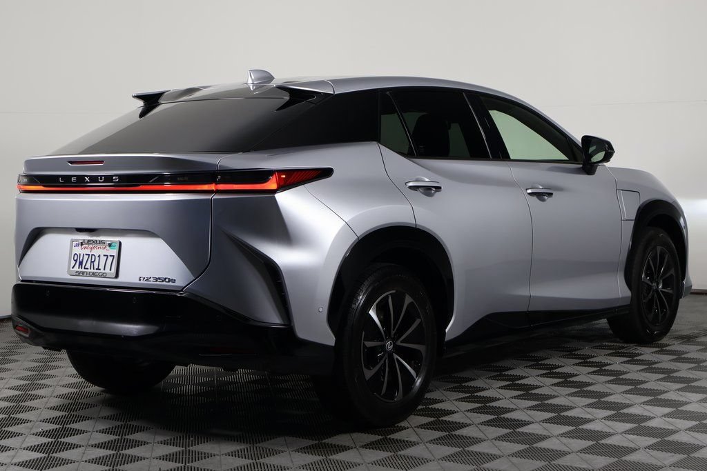 Certified 2026 Lexus RZ 350e 2WD w/ Technology Package image 4
