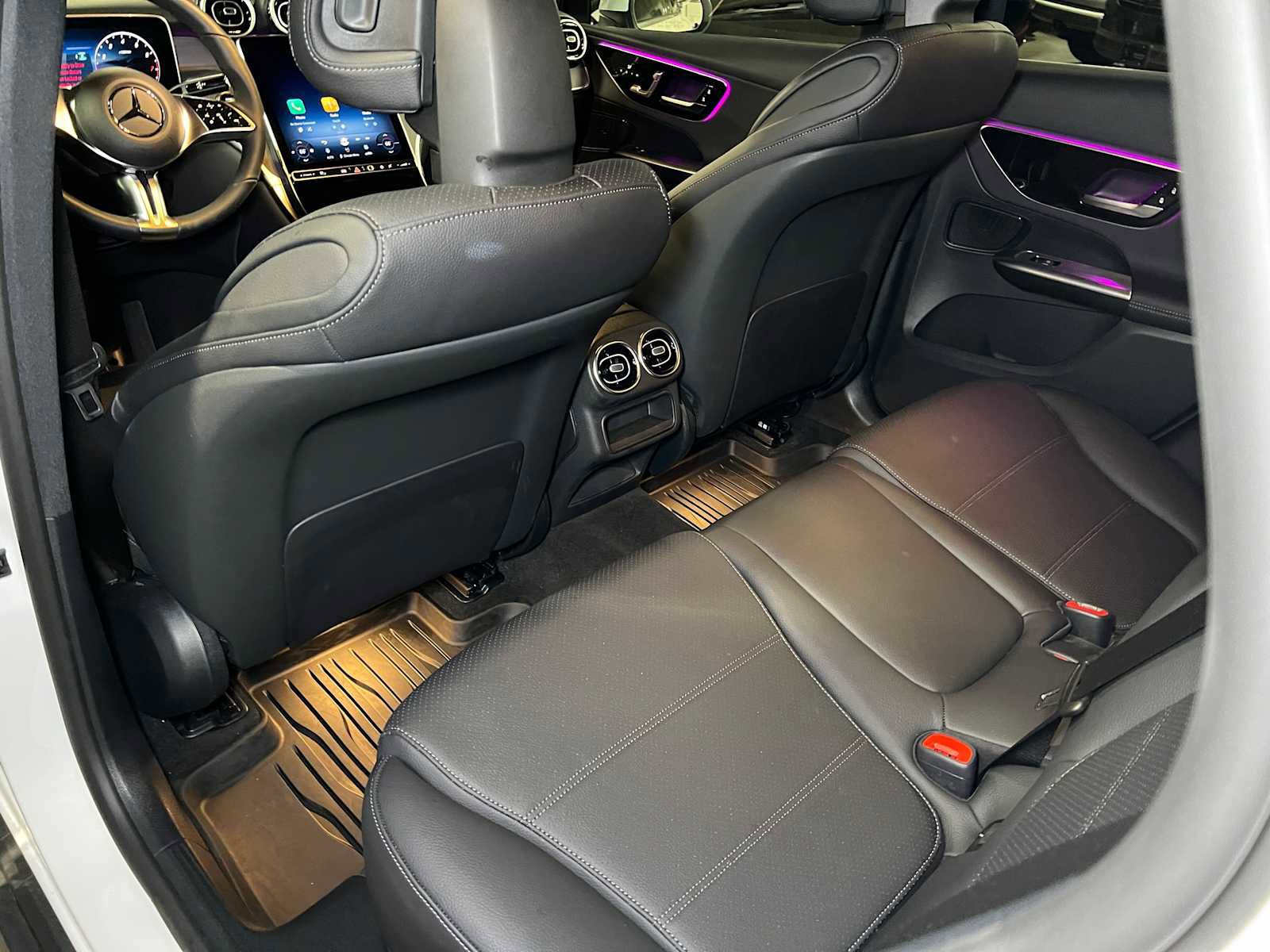 Certified 2025 Mercedes-Benz GLC 300 4MATIC image 20