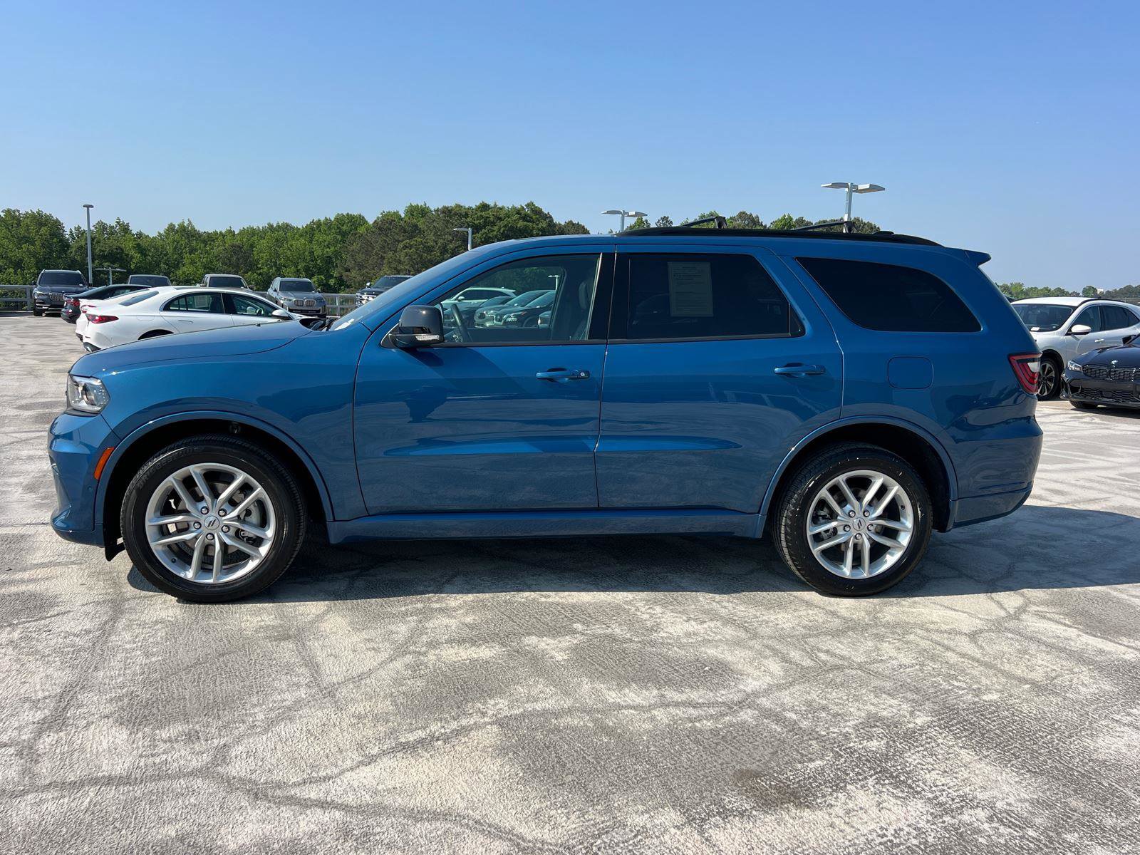 Used 2025 Dodge Durango GT AWD/4WD image 8