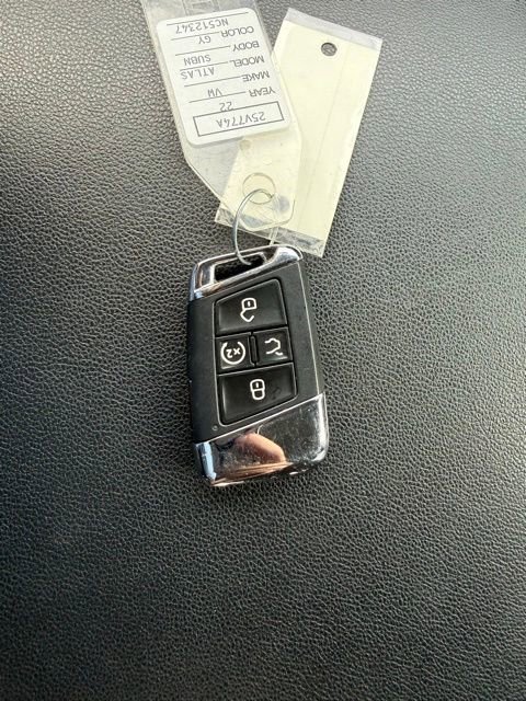 Used 2022 Volkswagen Atlas SE image 36