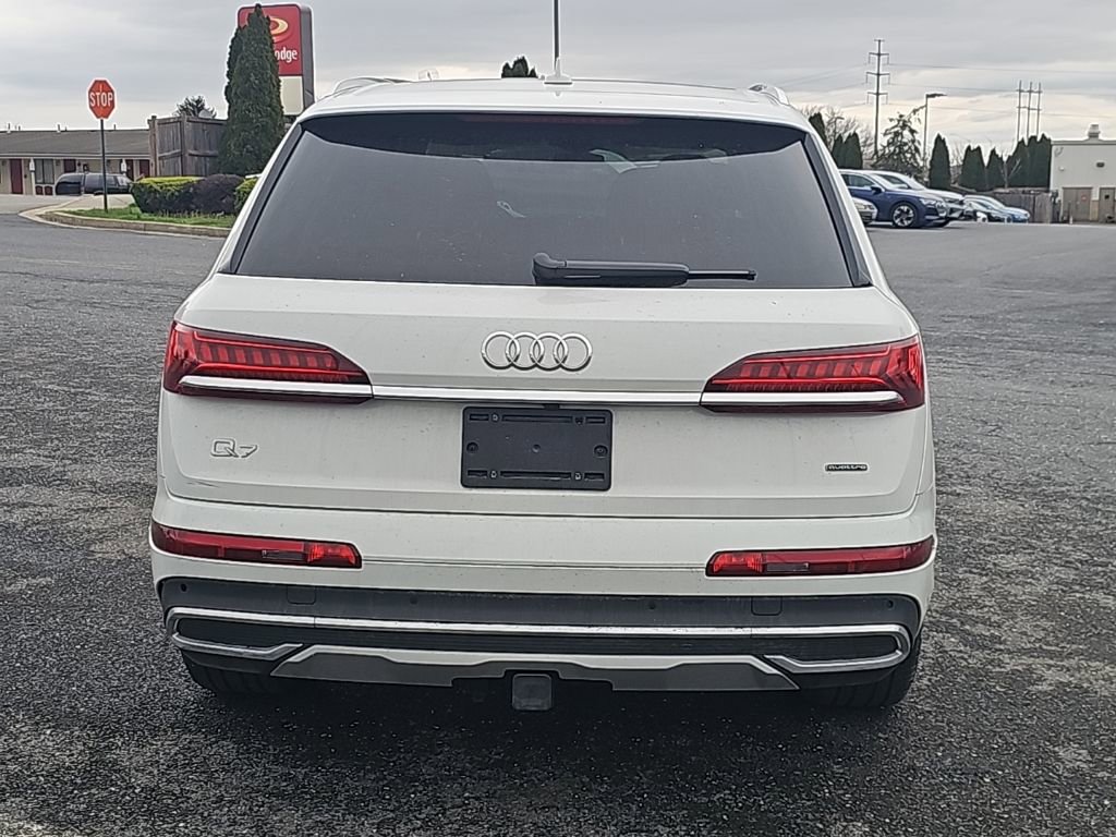 Certified 2023 Audi Q7 2.0T Premium w/ Convenience Package image 13