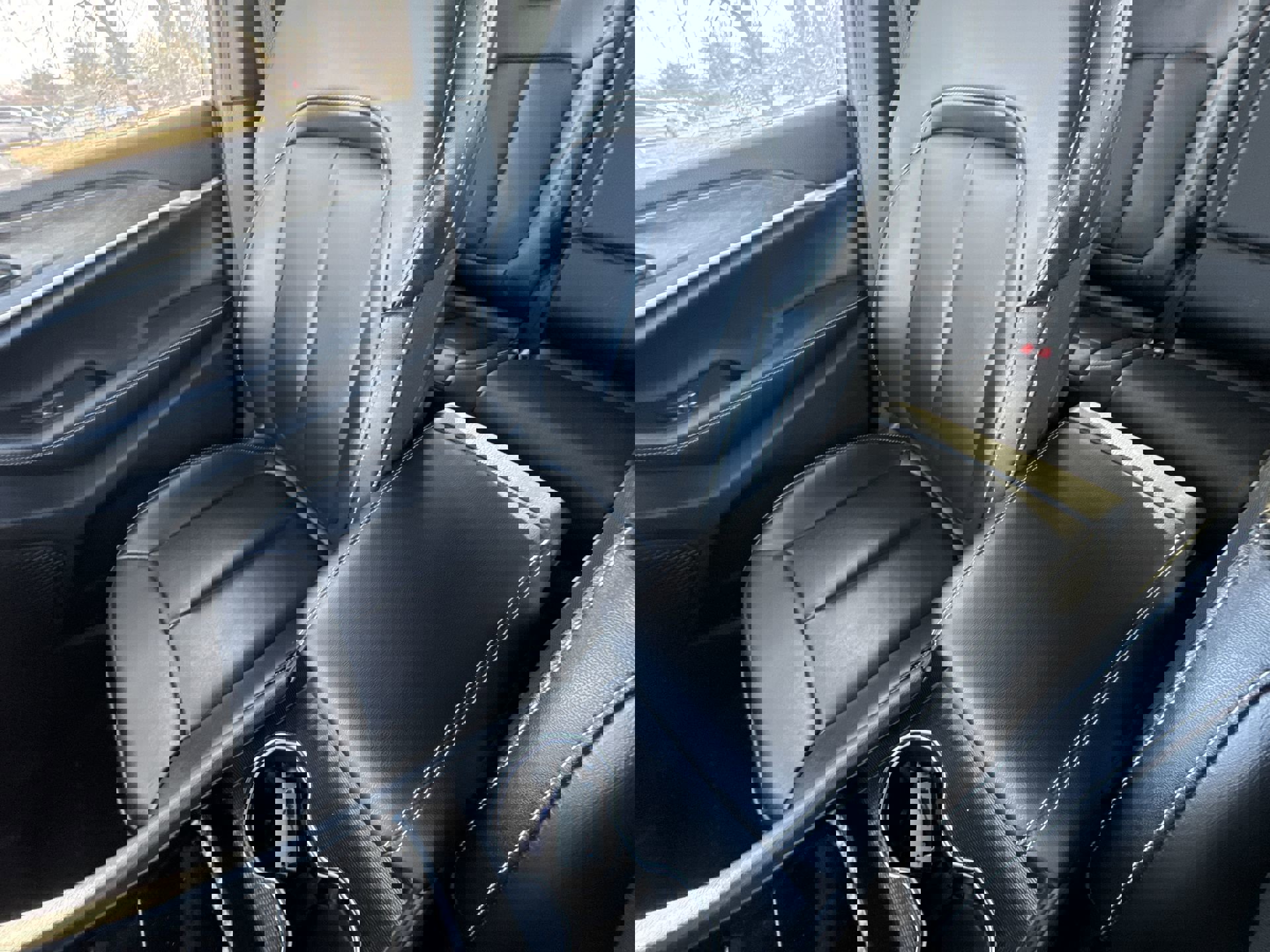 Used 2024 Jeep Grand Cherokee Limited w/ Black Appearance Package image 21