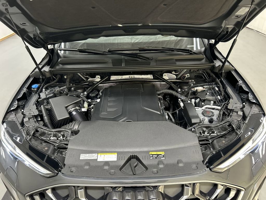 Used 2025 Audi Q5 Premium Plus w/ Premium Plus image 25