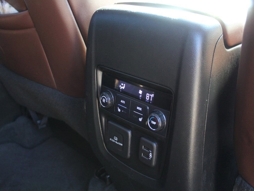 Used 2021 Buick Enclave Avenir w/ Avenir Technology Package image 17