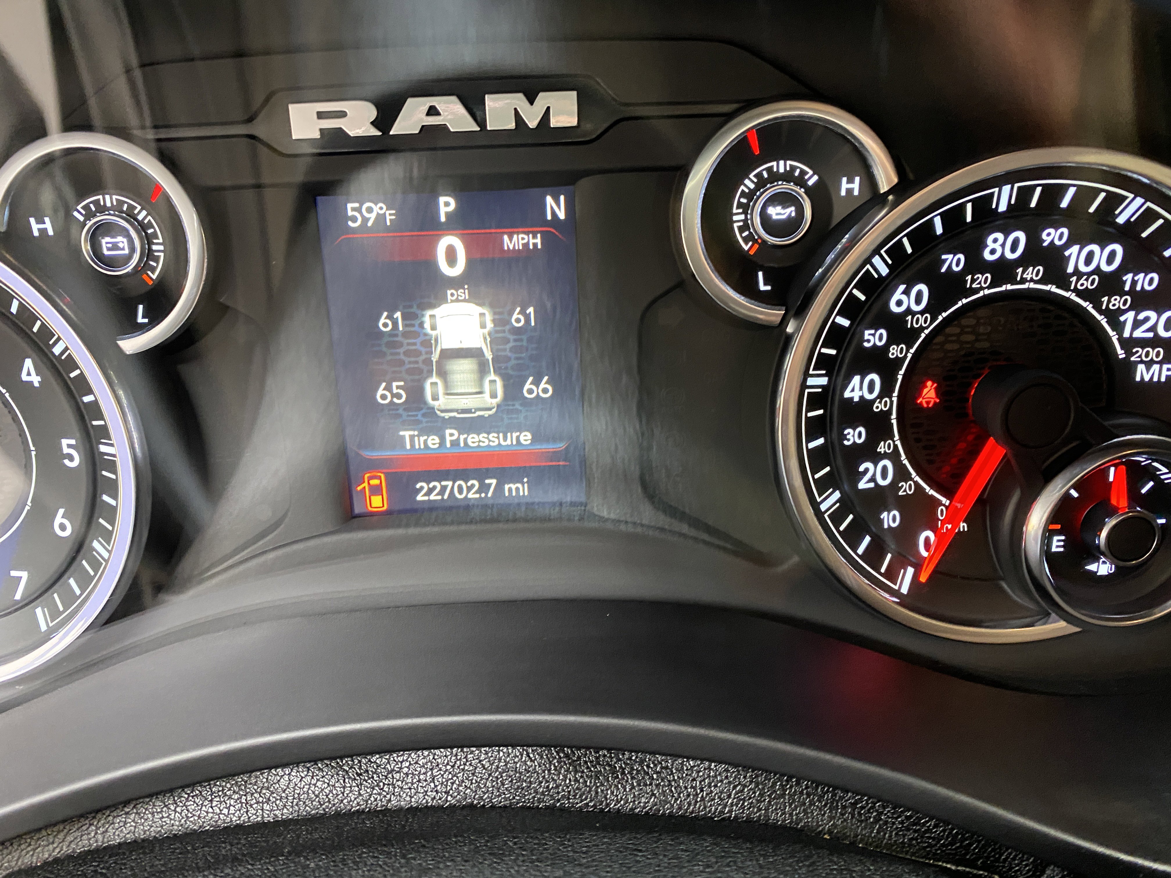 Used 2024 RAM 2500 Big Horn w/ Bed Utility Group image 36