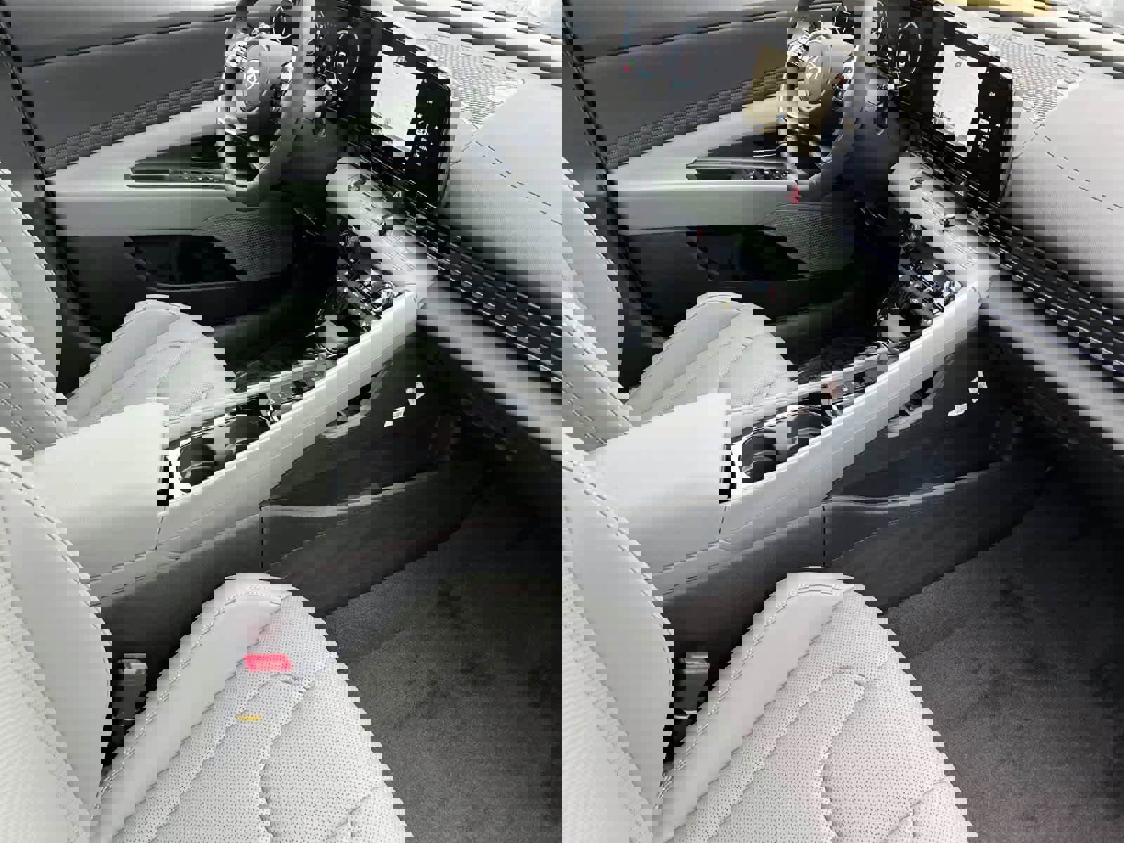 New 2025 Hyundai Elantra Limited image 16