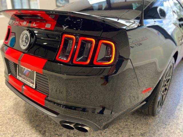 Used 2013 Ford Mustang Shelby GT500 RWD image 36