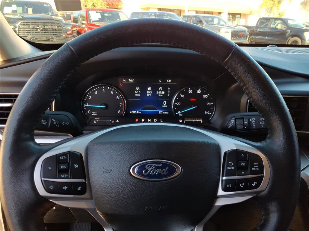 Certified 2022 Ford Explorer XLT w/ Equipment Group 202A image 20