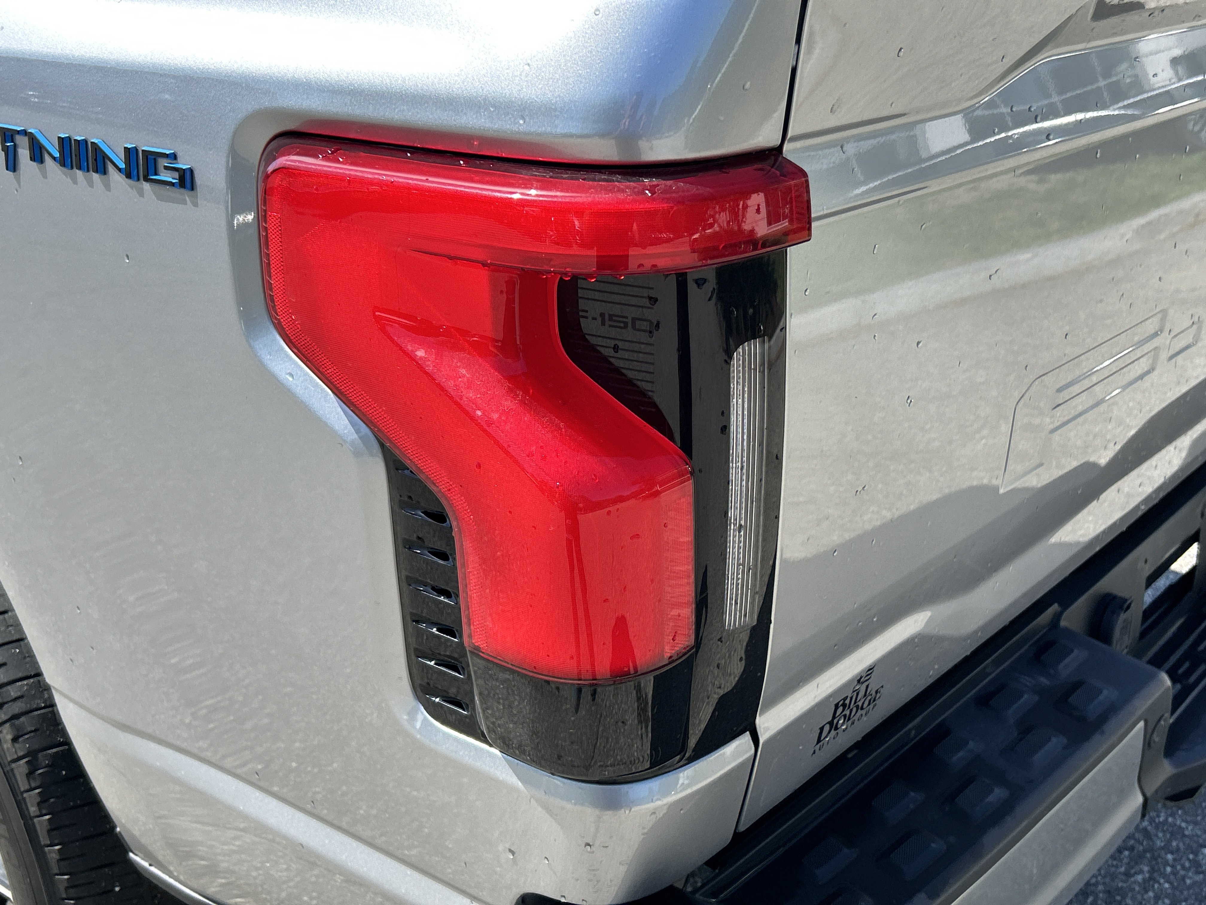 Used 2023 Ford F150 Lightning XLT AWD/4WD image 11