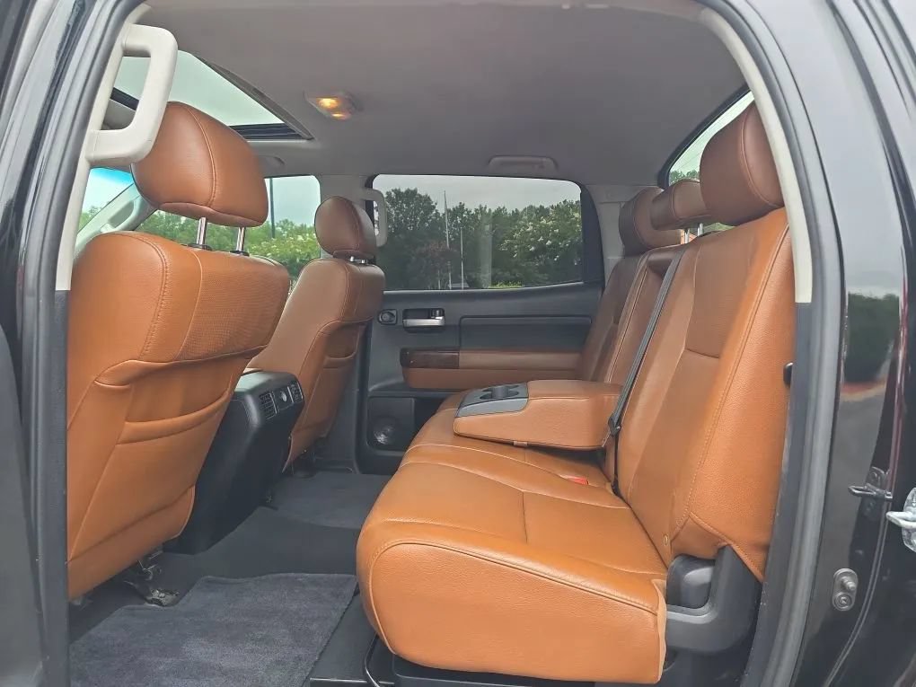 Used 2012 Toyota Tundra Limited w/ Platinum Pkg RWD image 39