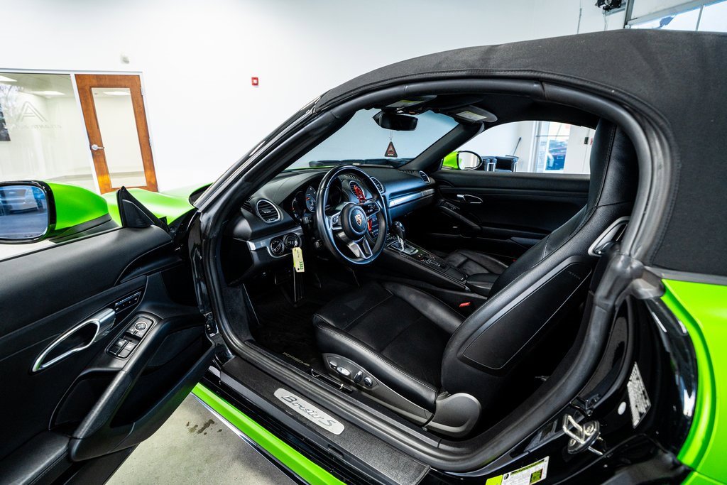 Used 2017 Porsche 718 Boxster S image 32