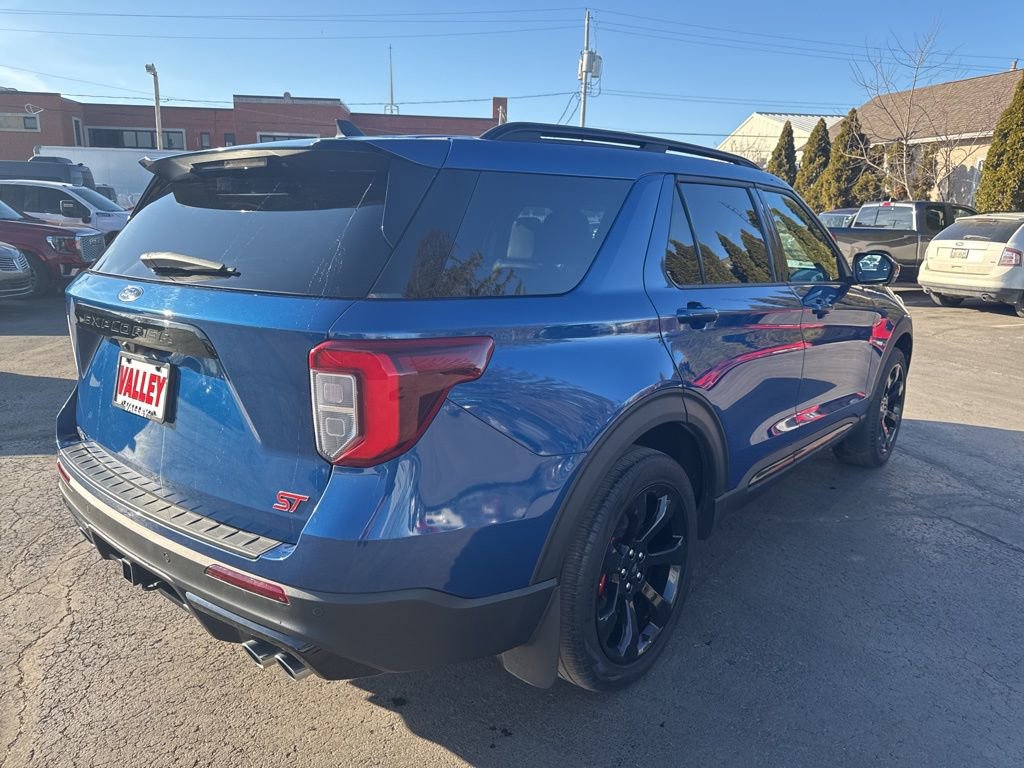 Used 2023 Ford Explorer ST w/ Equipment Group 401A image 9