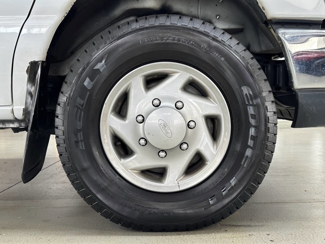 Used 2013 Ford E-350 and Econoline 350 Super Duty w/ Commercial Cargo Van Pkg image 24