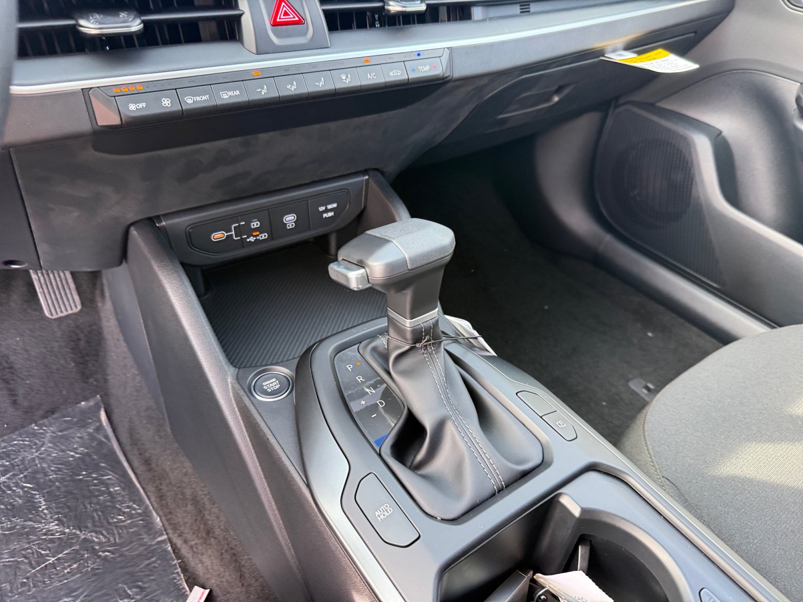 New 2027 Kia K4 FWD image 13