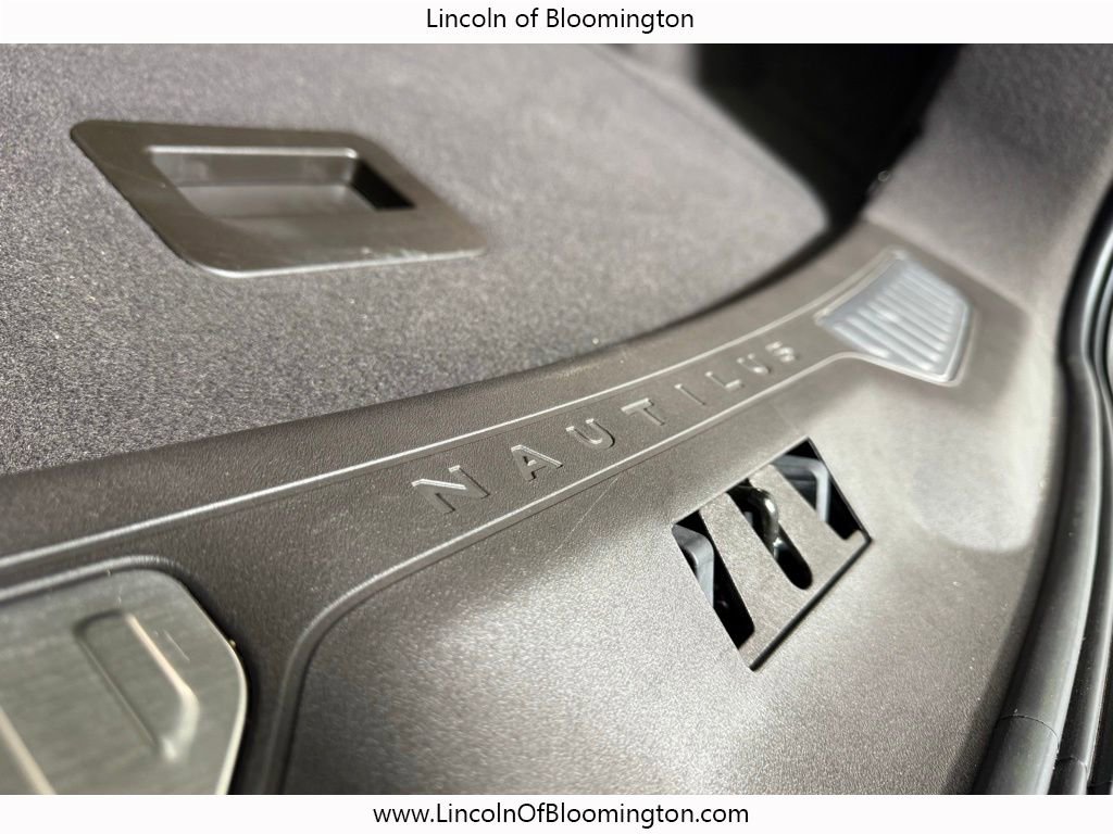 New 2024 Lincoln Nautilus Black Label w/ Jet Appearance Package (87T) image 64