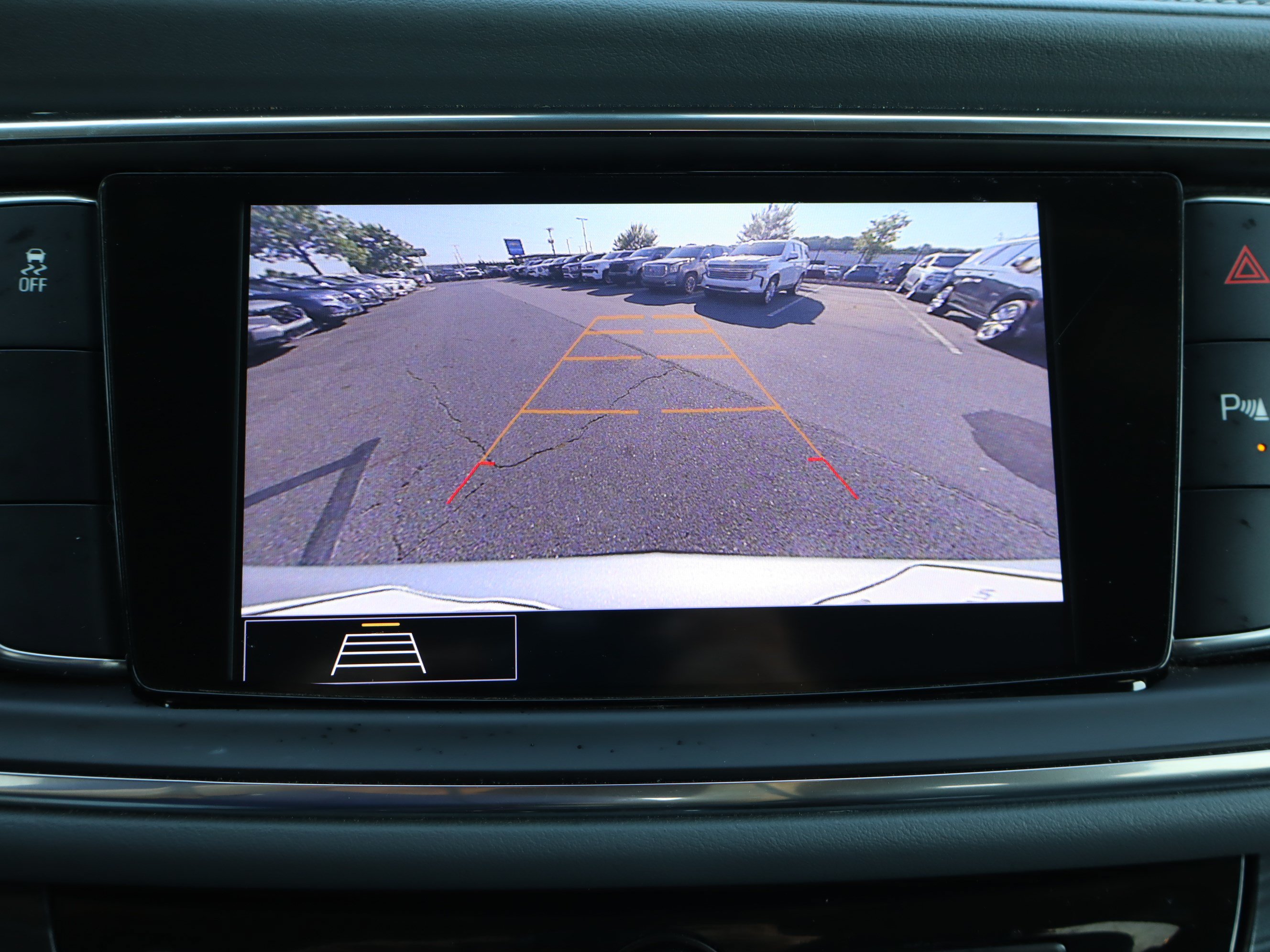 Used 2021 Buick Enclave Preferred FWD image 26