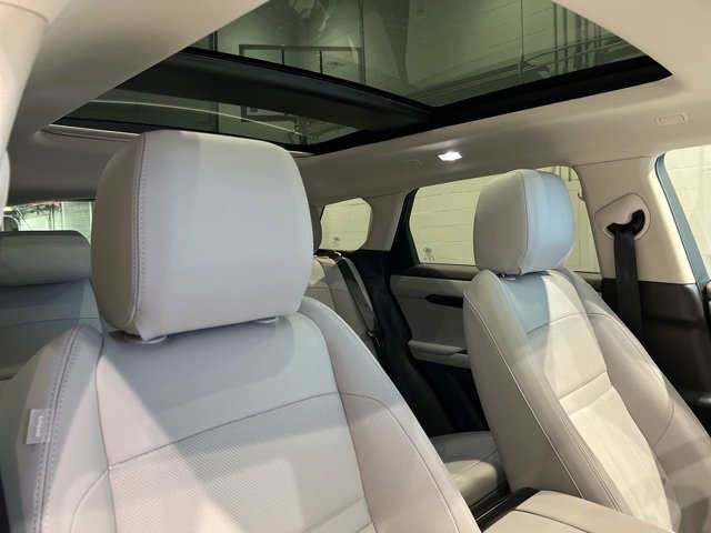 Used 2025 Land Rover Range Rover Evoque S image 49