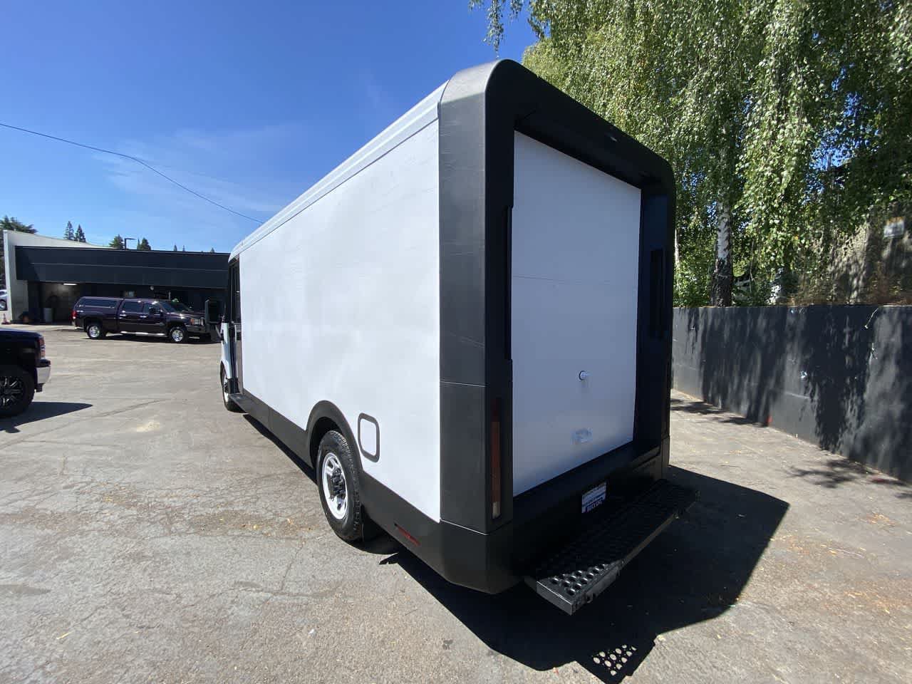 Used 2024 Chevrolet Brightdrop 600 w/ Commercial Equipment Package AWD/4WD image 4