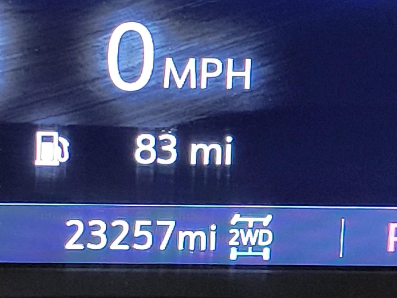 Certified 2023 GMC Acadia SLT w/ Trailering Package image 3