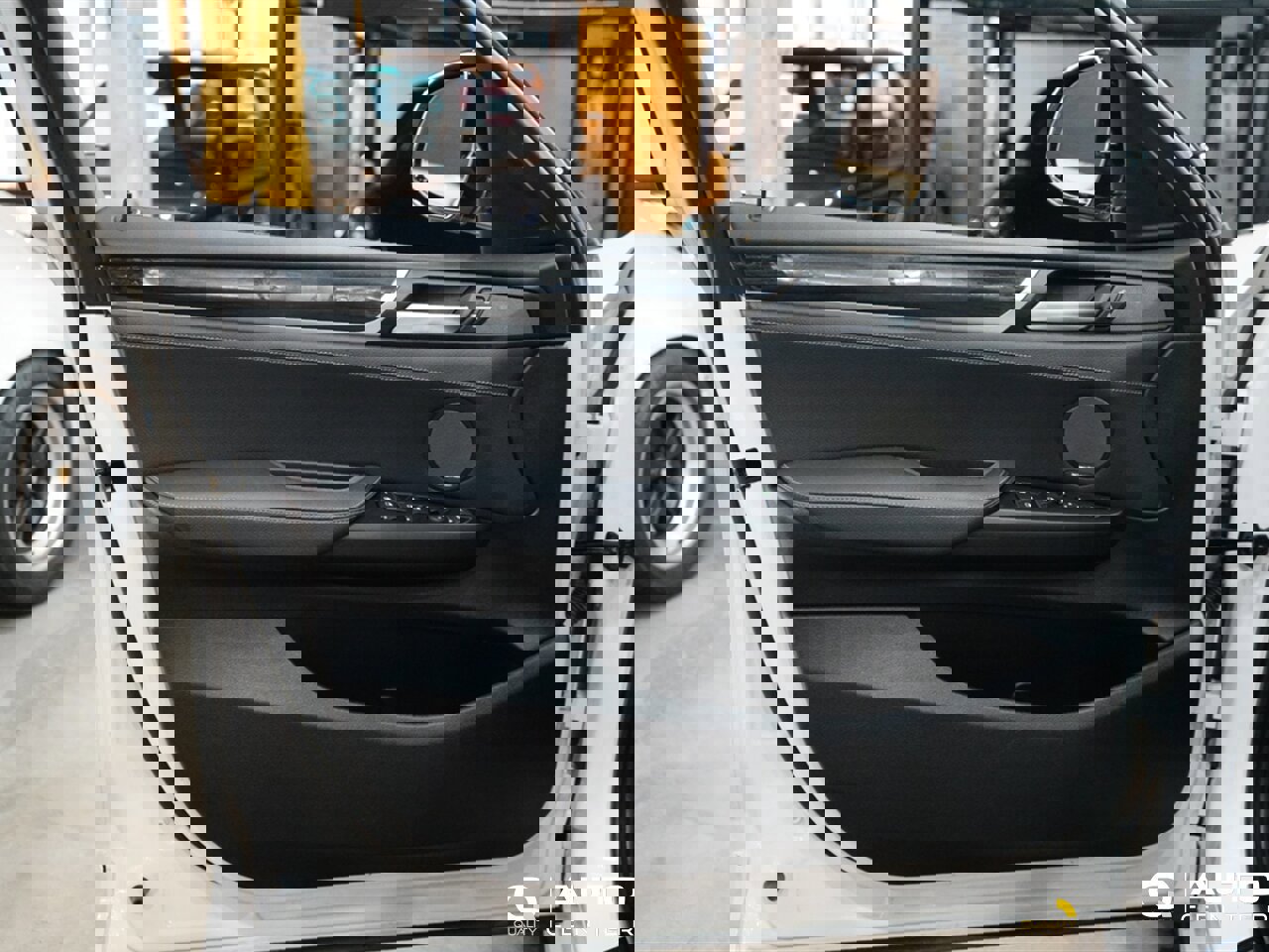 Used 2018 BMW X4 xDrive28i image 14