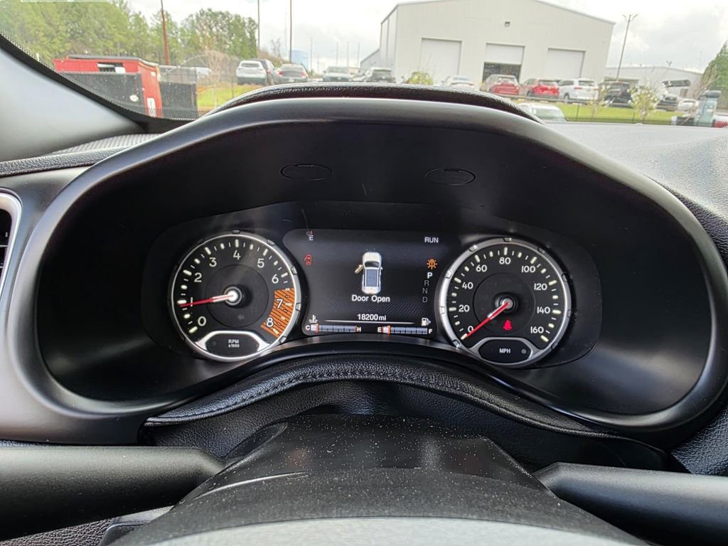 Used 2021 Jeep Renegade Latitude w/ Convenience Group image 14