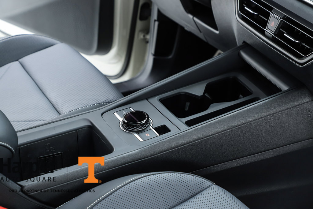 New 2025 Volkswagen Tiguan SE R-Line FWD image 34