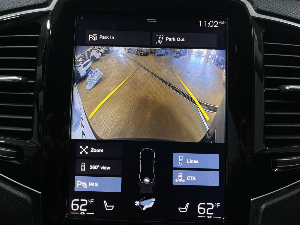 Used 2018 Volvo XC90 T8 Momentum w/ Convenience Package image 11